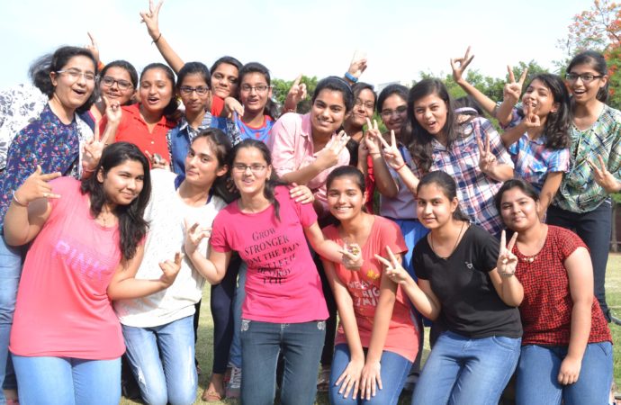 1626 Schools Secure 100% Result at Karnataka SSLC 2019