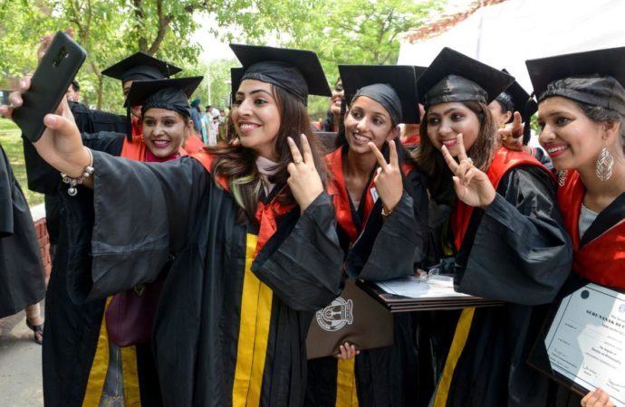 Study Abroad Plans of Over 48% Indian Students Changed, Suggests QS Report